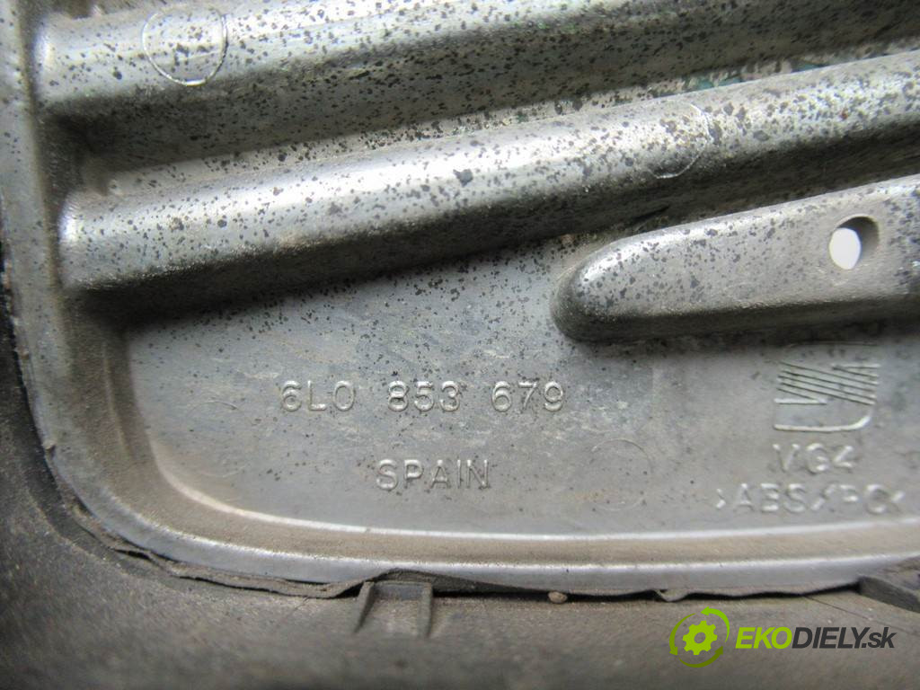 Seat Ibiza III 6L       0  mriežka maska 6L0853651
