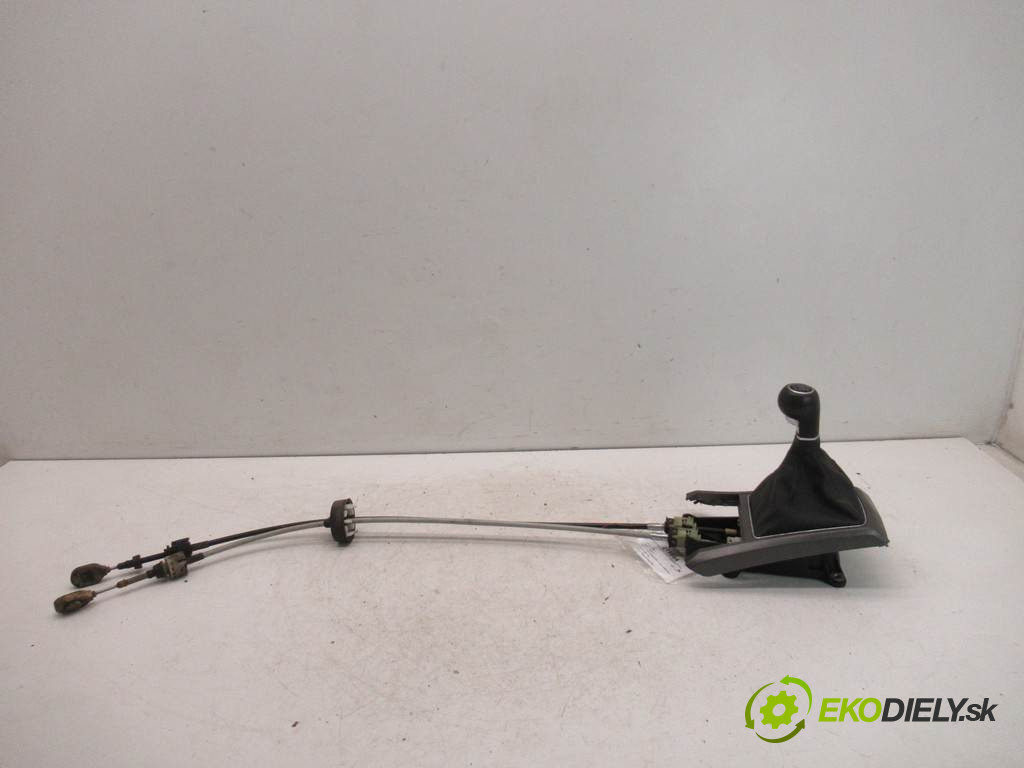 Opel Astra H       0  kulisa - - 55350247