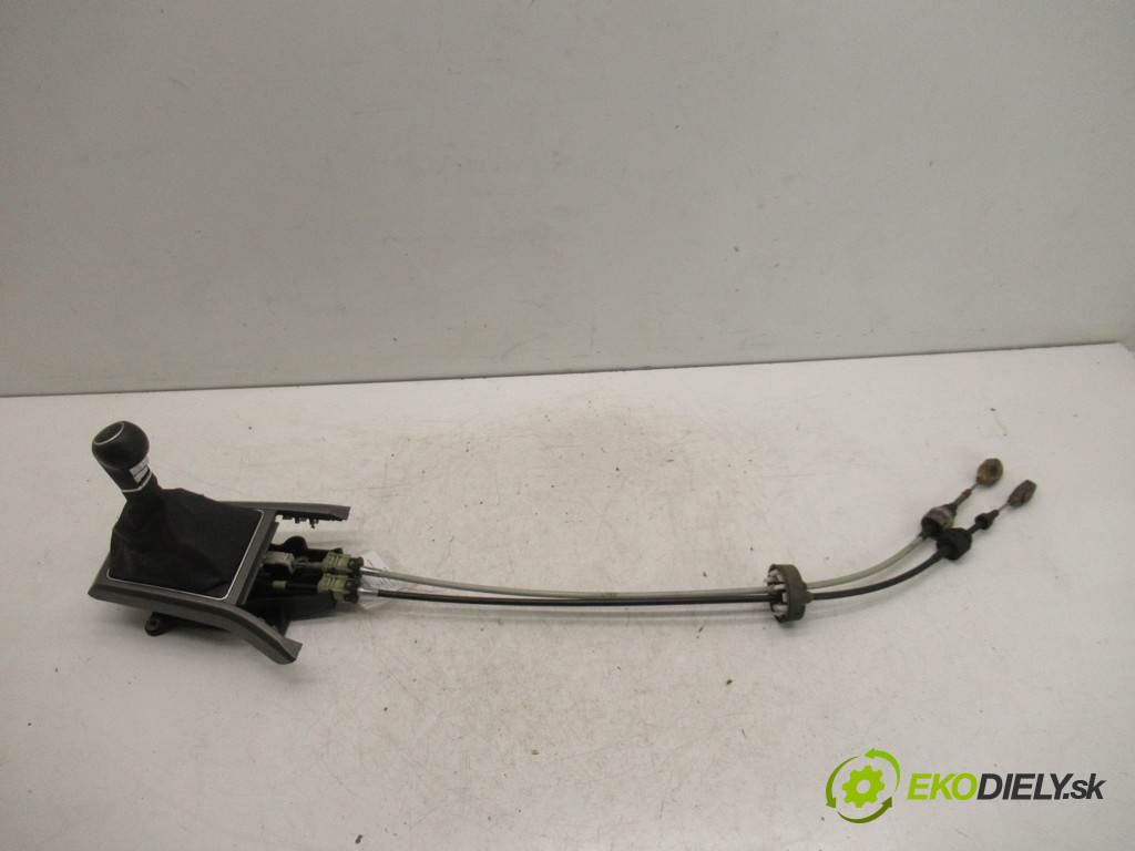 Opel Astra H       0  kulisa - - 55350247