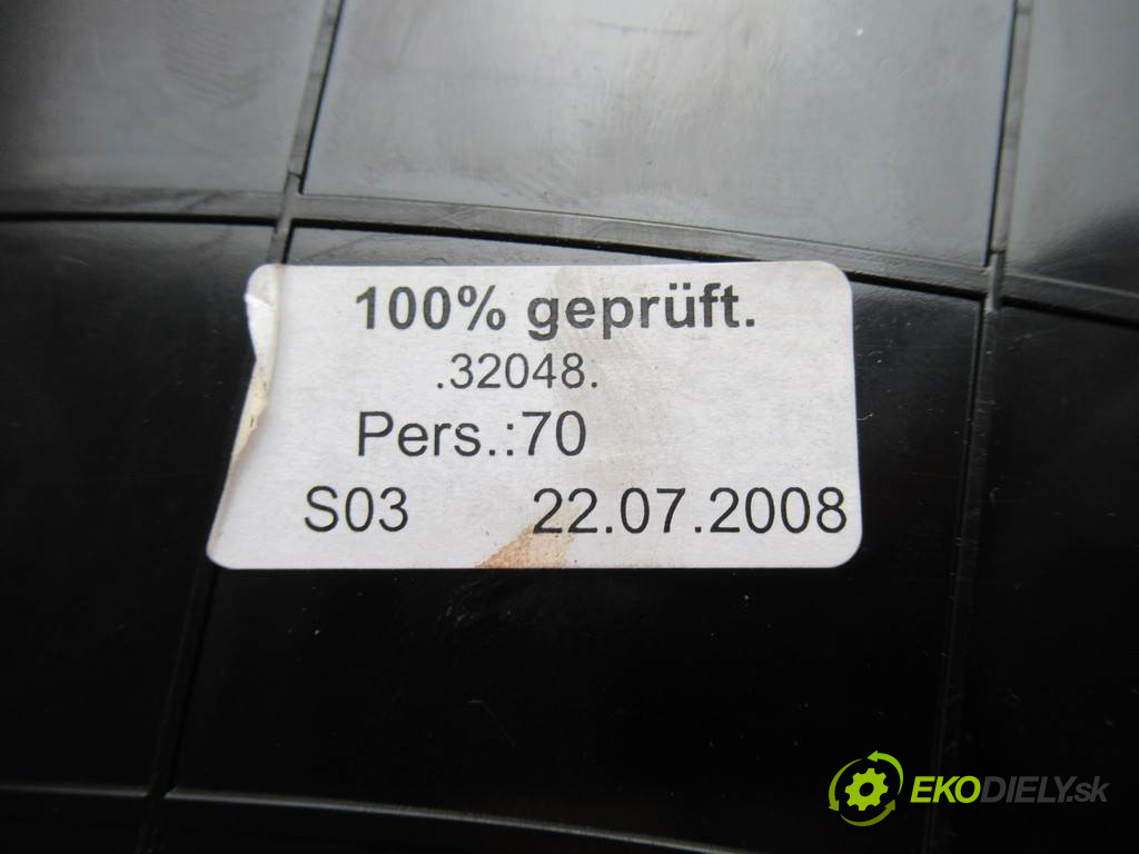 BMW 5 E60       0  držák na nápoje 7034132