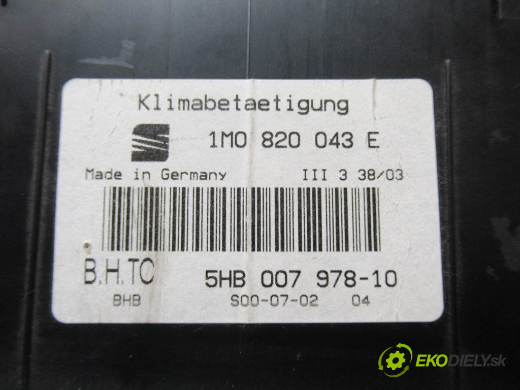 Seat Leon       0  panel ovládaní topení 1M0820043E