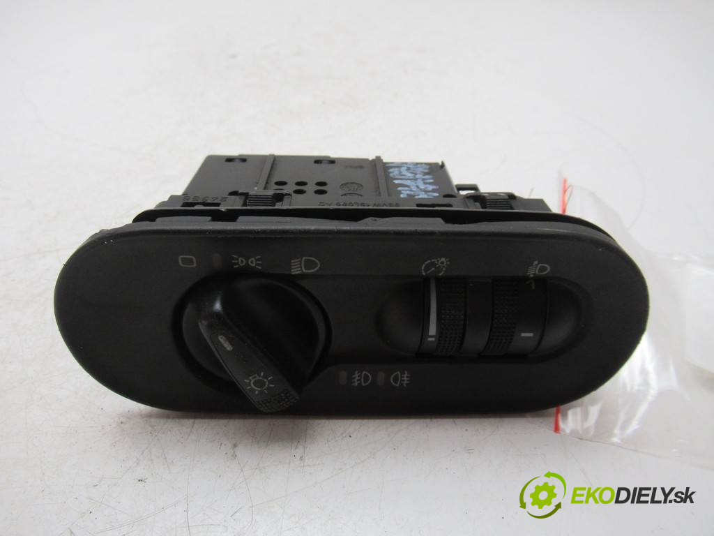 Volkswagen Sharan       0  spínač světel na přístrojové desce 7M1858099C