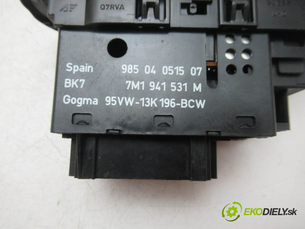 Volkswagen Sharan       0  spínač světel na přístrojové desce 7M1858099C