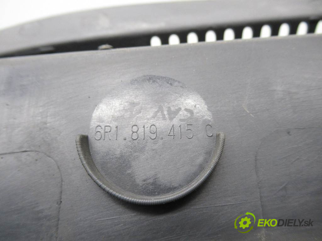 Volkswagen Polo V       0  torpédo, plast pod čelné okno 6R1819415C