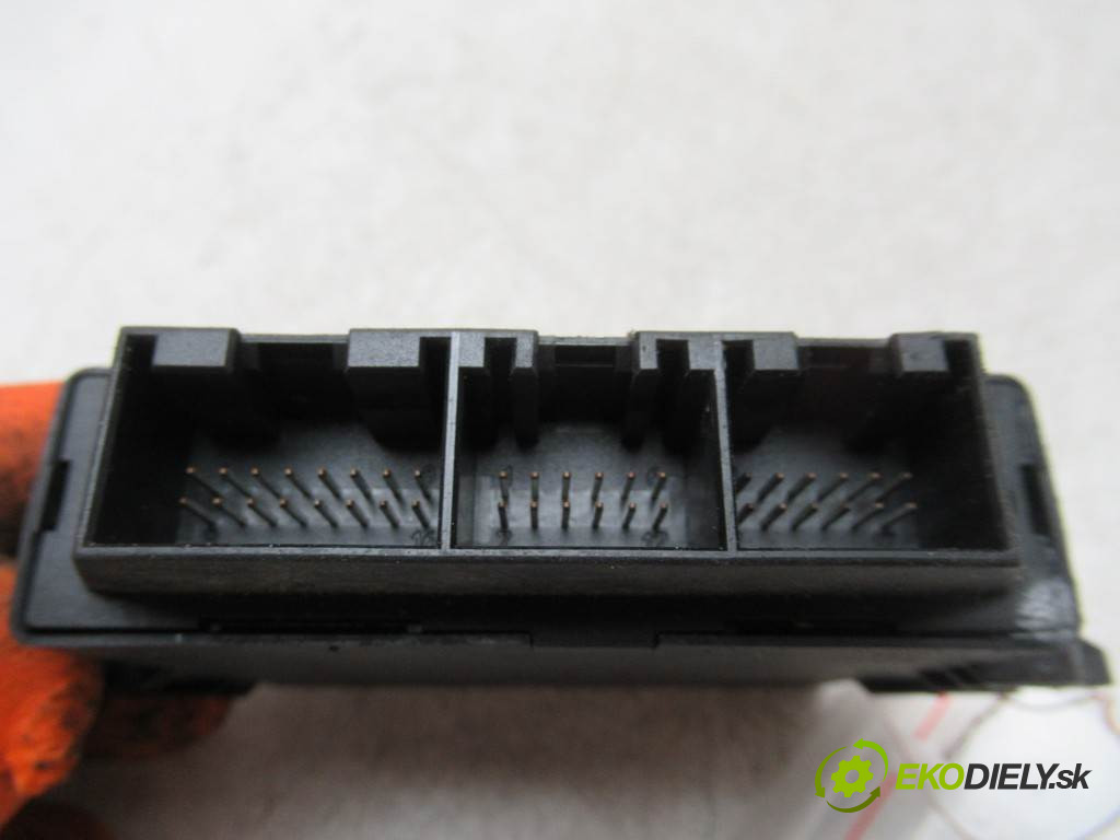 Skoda Superb II       0  modul pdc - 1Z0919475C