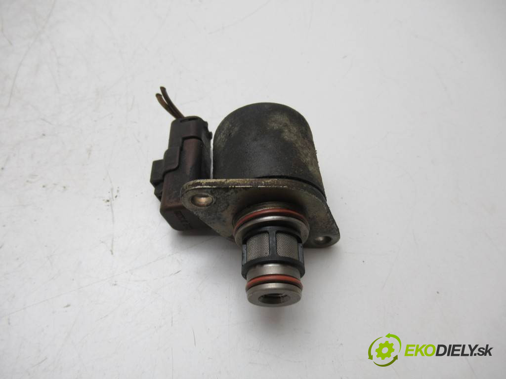 Renault Scenic II       0  regulátor tlaku paliva 93077509B
