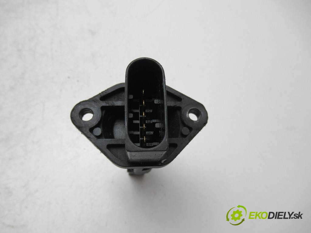 Audi A4 B6       0  váha vzduchu F00C2G2049