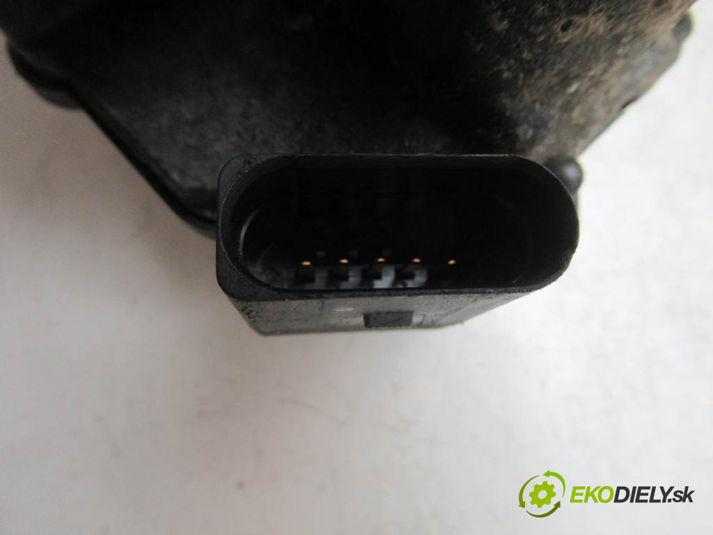 Volkswagen Caddy       0  škrtiaca klapka 03G128063A