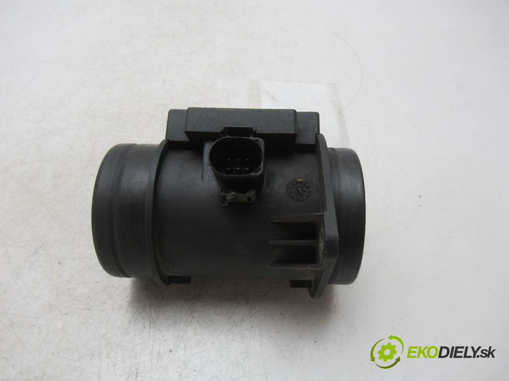 Volkswagen Golf IV       0  váha vzduchu 074906461