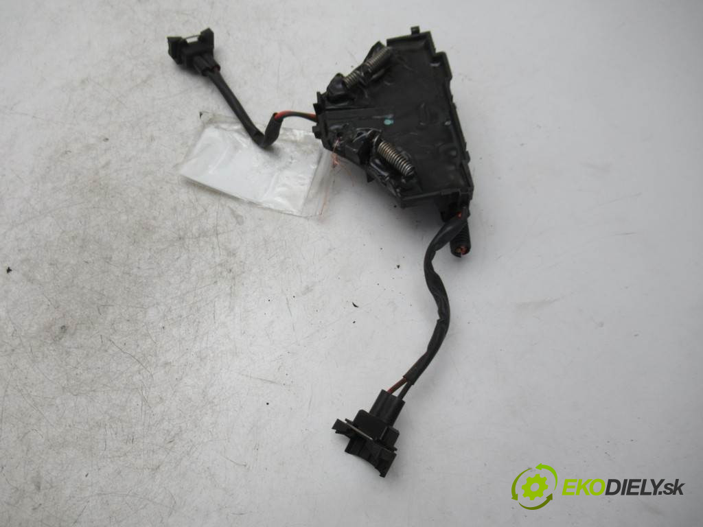 Opel Vectra C       0  modul řídící jednotka ventilátoru 1379131