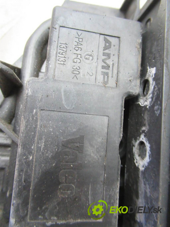 Opel Vectra C       0  modul řídící jednotka ventilátoru 1379131