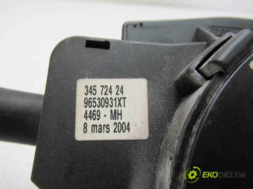 Peugeot 307       0  přepínač kombinovaný 96530931XT