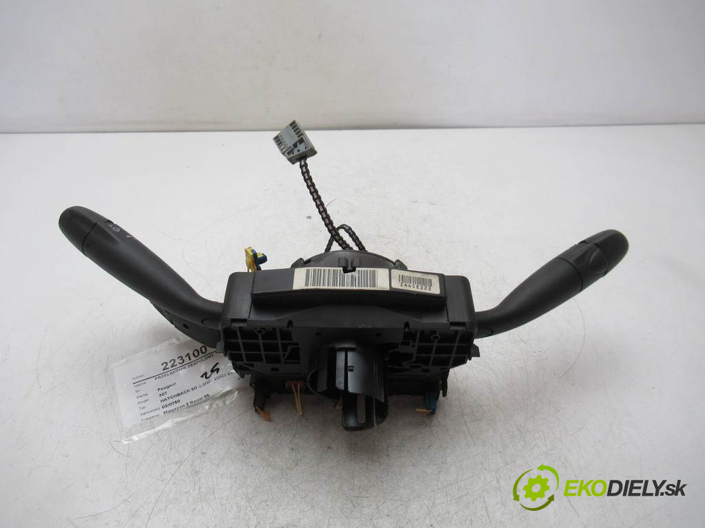 Peugeot 307       0  přepínač kombinovaný 96530931XT