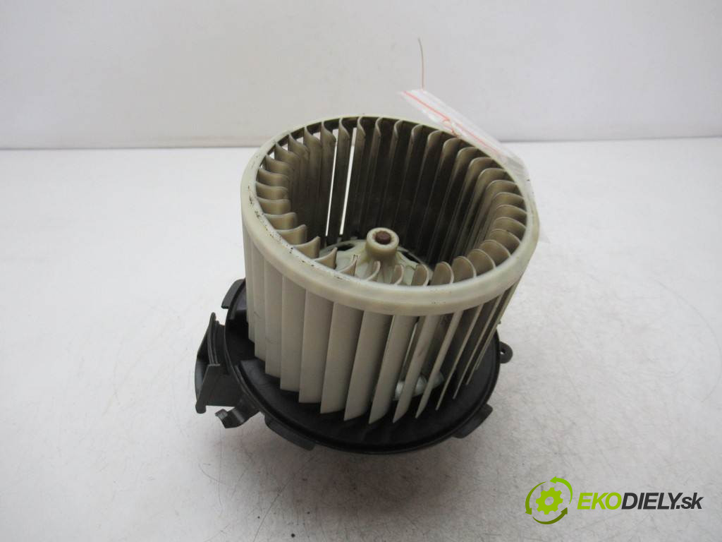 Peugeot 307       0  ventilátor ventilátor kúrenia