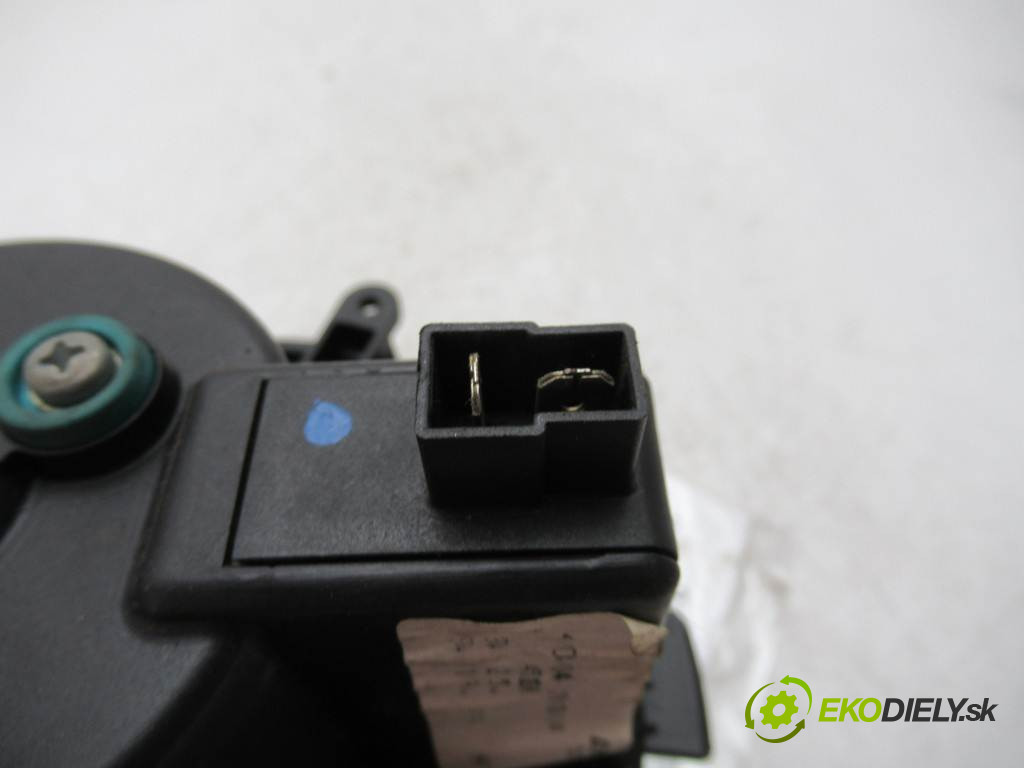 Peugeot 307       0  ventilátor ventilátor kúrenia