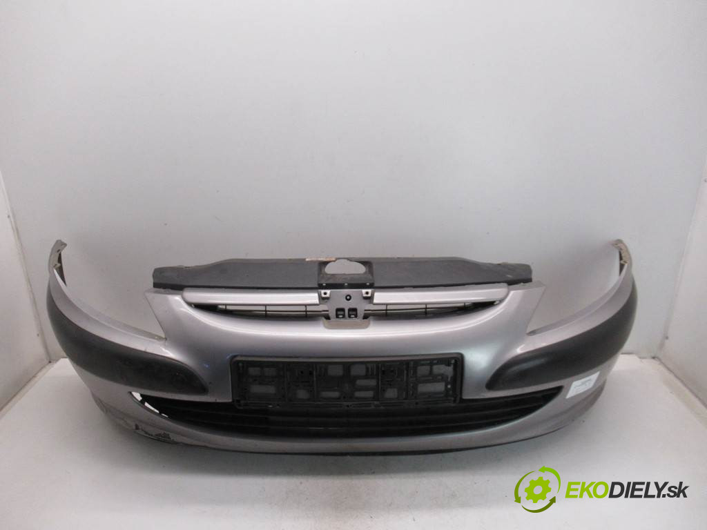 Peugeot 307       0  nárazník predný
