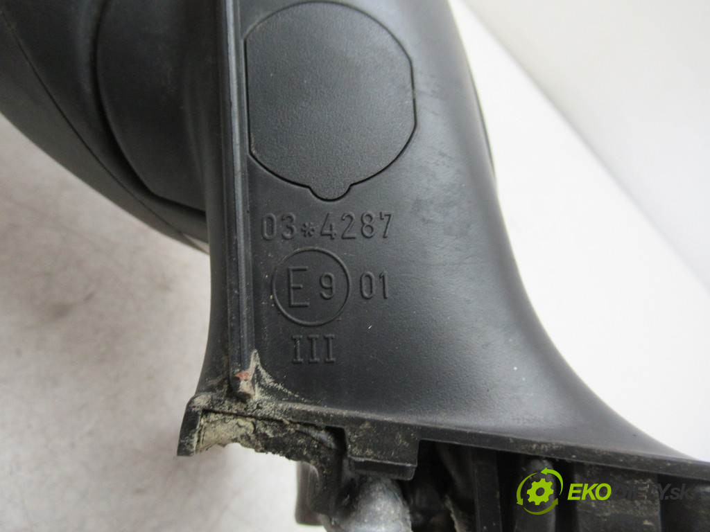 Skoda Fabia II       0  zpětné zrcátko pravé