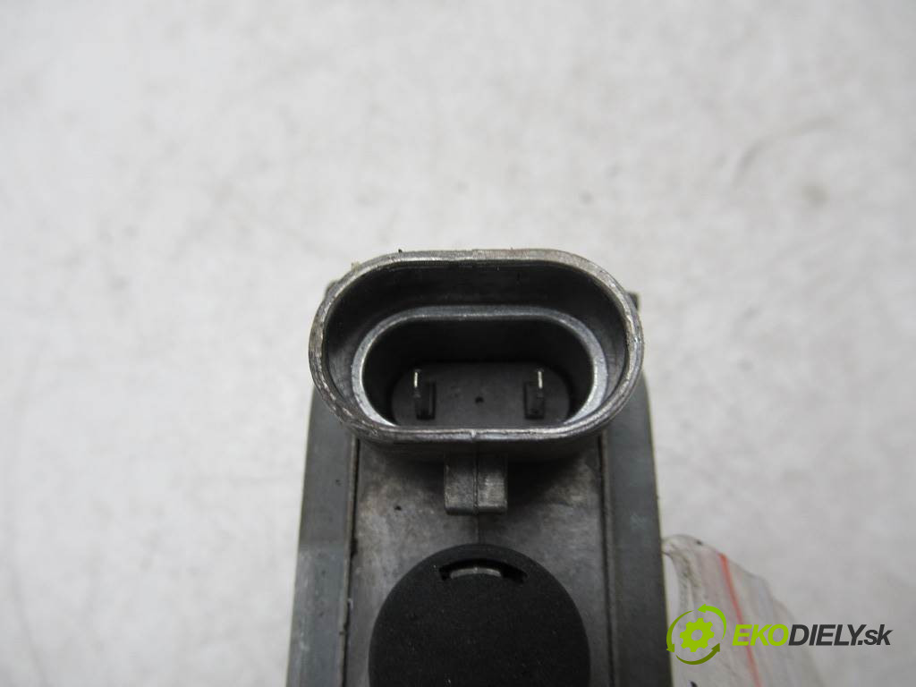 Audi A6 C5       0  menič xenon 4B0941471