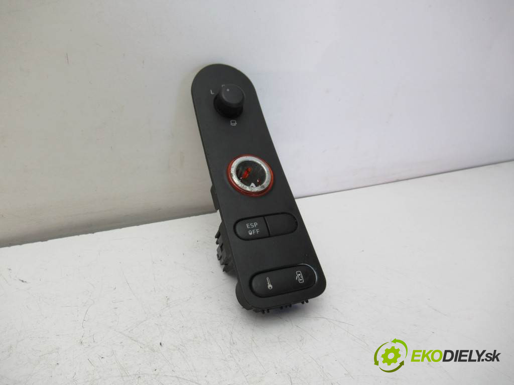 Seat Altea       0  přepínač nastavení zpětných zrcátek 5P0959565