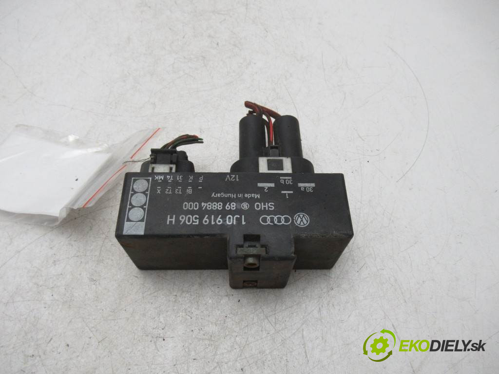 Audi A3 8L       0  modul řídící jednotka ventilátoru 1J0919506H