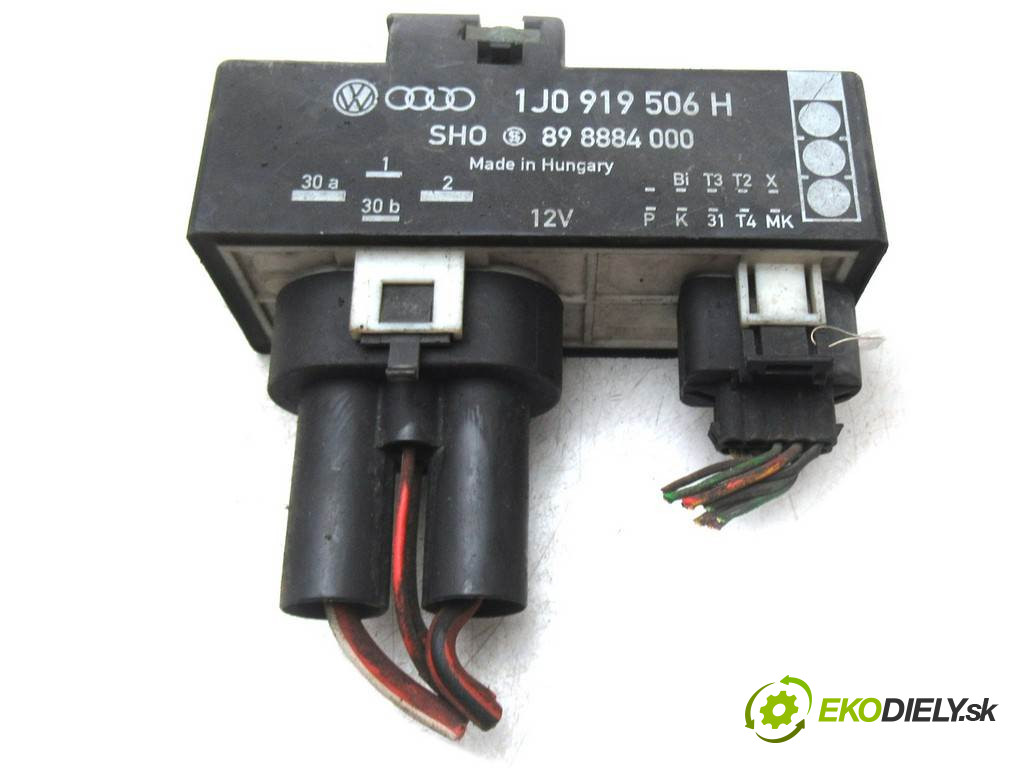 Audi A3 8L       0  modul řídící jednotka ventilátoru 1J0919506H