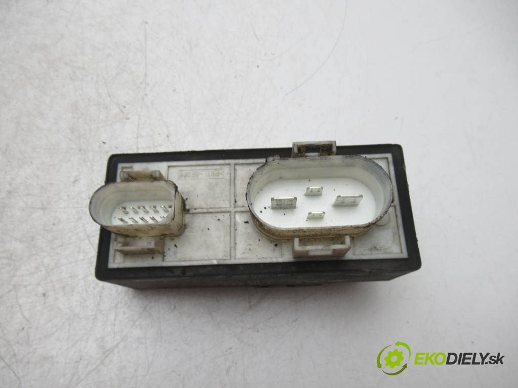Audi A3 8L       0  modul řídící jednotka ventilátoru 1J0919506H