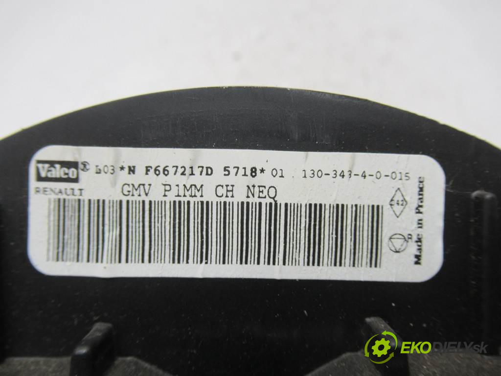 Nissan MICRA K12       0  ventilátor - topení F667217D