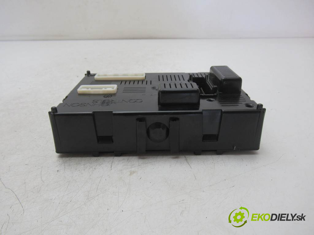 Nissan MICRA K12       0  modul bcm 284B2AX620