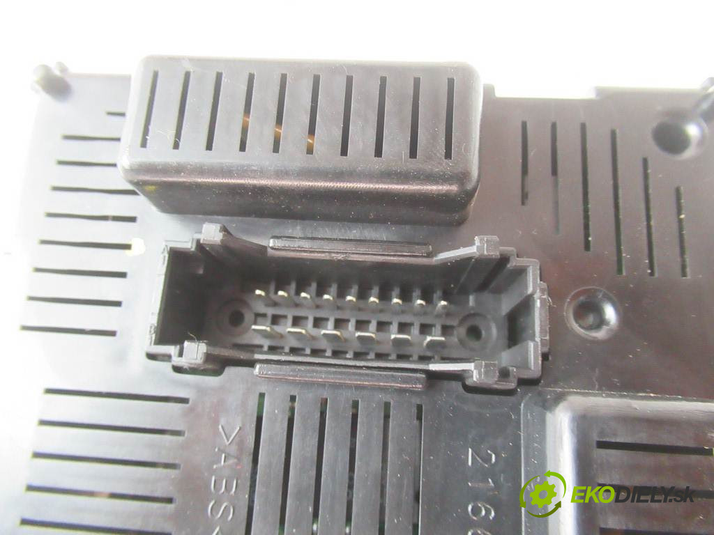Nissan MICRA K12       0  modul bcm 284B2AX620