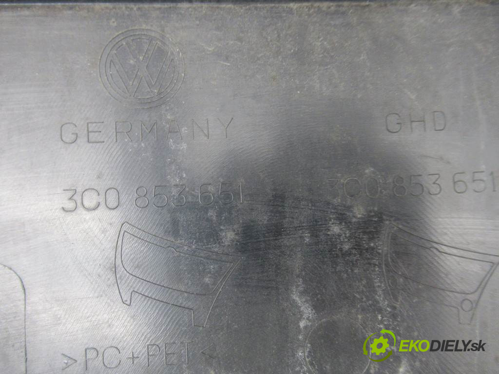 Volkswagen Passat B6       0  mriežka maska 3C0853651