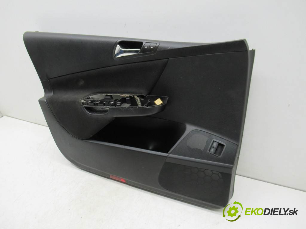 Volkswagen Passat B6       0  ča dveře přední část levý tapacír