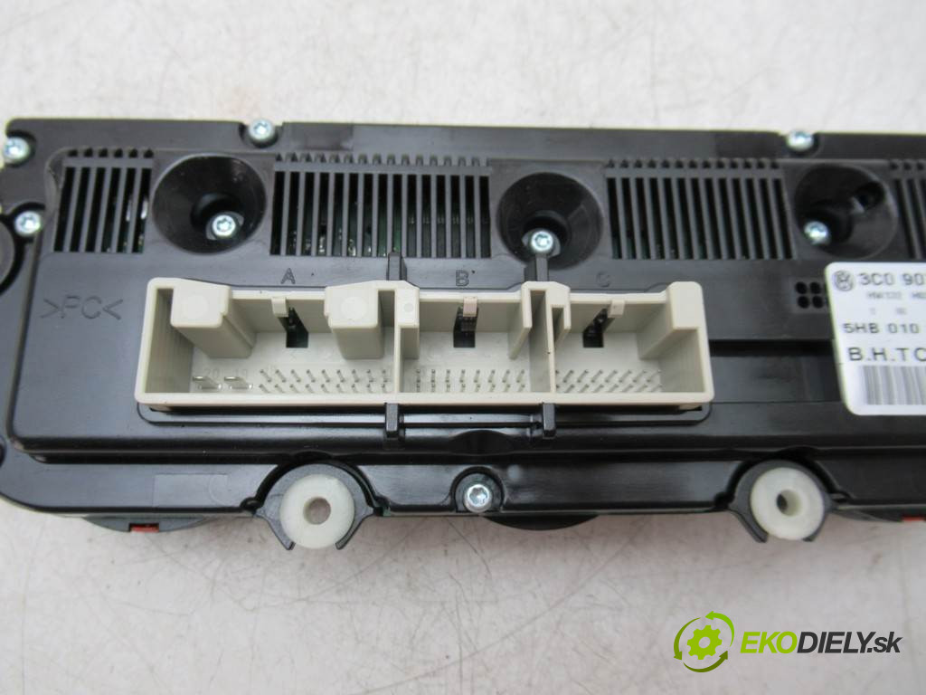 Volkswagen Passat B6       0  panel ovládania kúrenia 3C0907044DA