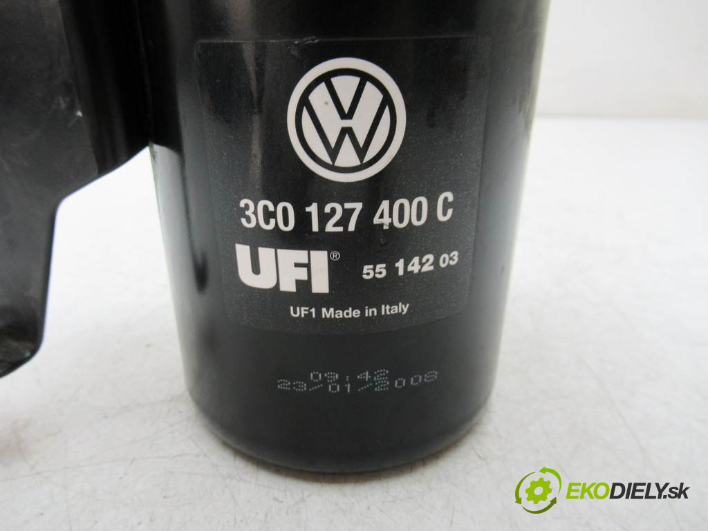 Volkswagen Passat B6       0  obal filtra paliva 3C0127400C
