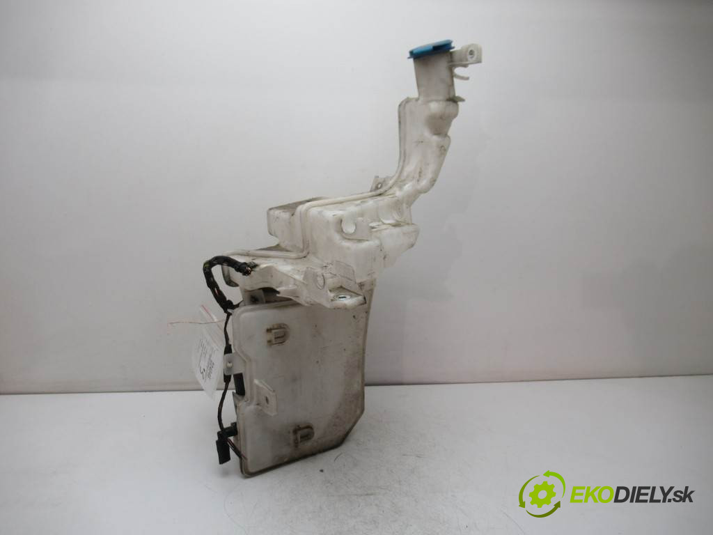 Volkswagen Passat B6       0  nádržka ostřikovačů 3C0955453