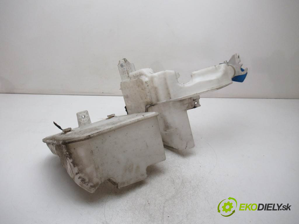 Volkswagen Passat B6       0  nádržka ostřikovačů 3C0955453