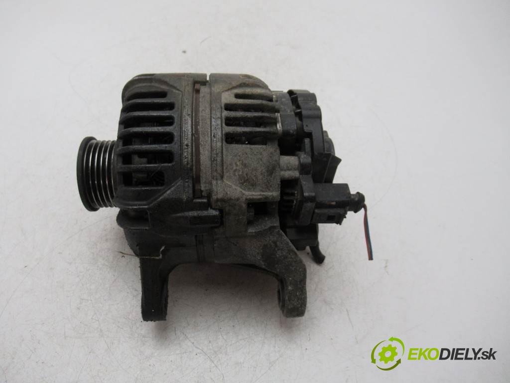 Skoda Fabia       0  alternátor 047903015Q