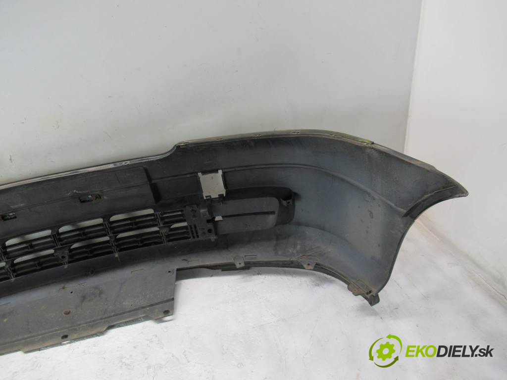 Opel Astra G       0  nárazník predný