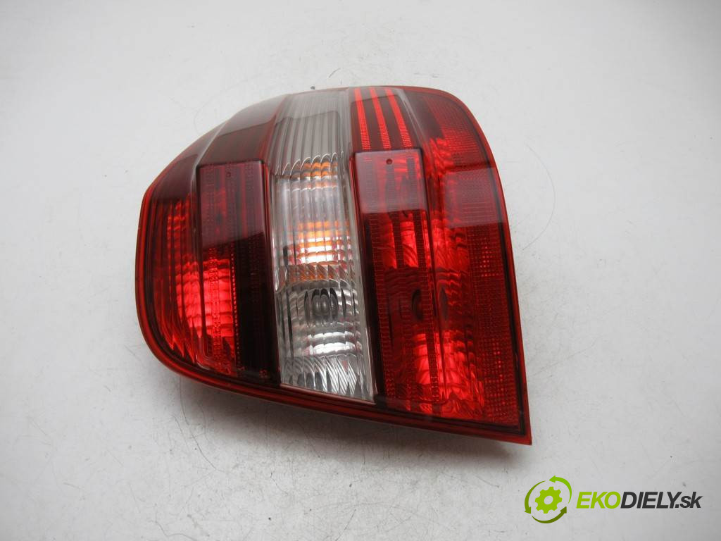 Mercedes-Benz ML II W164 LIFT       0  svetlo zad pravá A1649061200