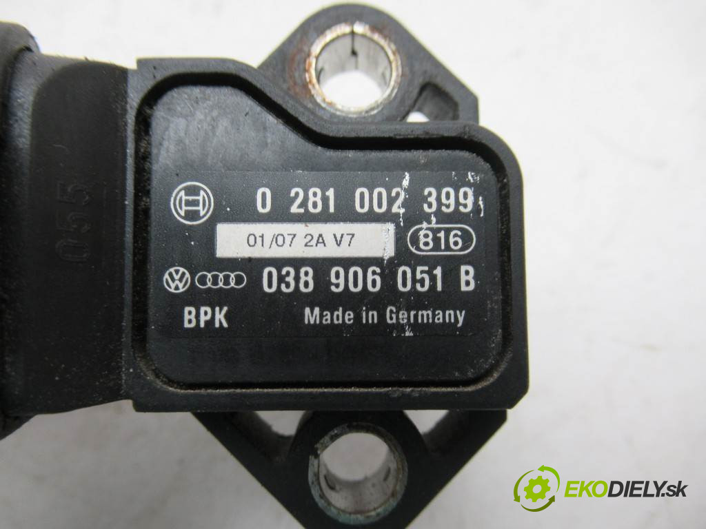 Skoda Octavia II       0  map senzor 038906051B