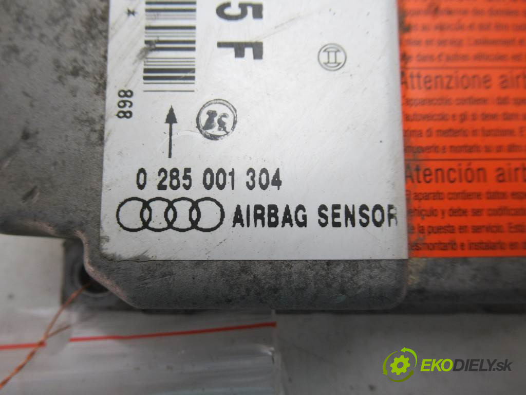 Audi A3 8L       0  senzor airbag 8L0959655F