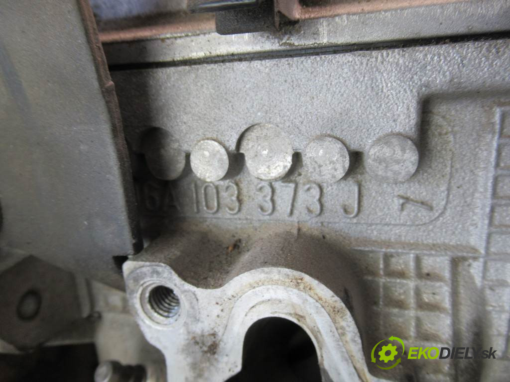 Volkswagen Bora       0  motor AZJ