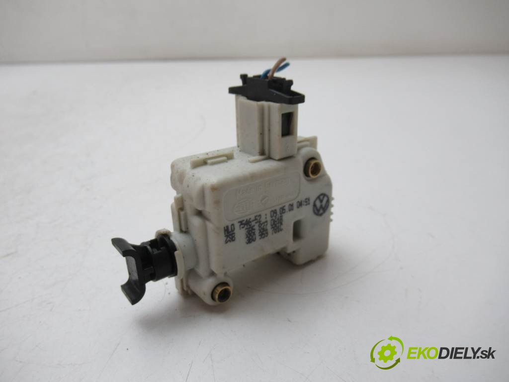Volkswagen Bora       0  teleskop zámku dverí 3B5827061B