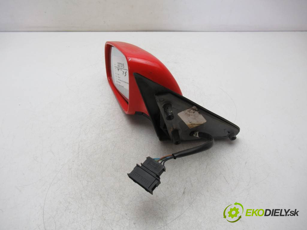 Skoda Octavia I       0  zpětné zrcátko levé