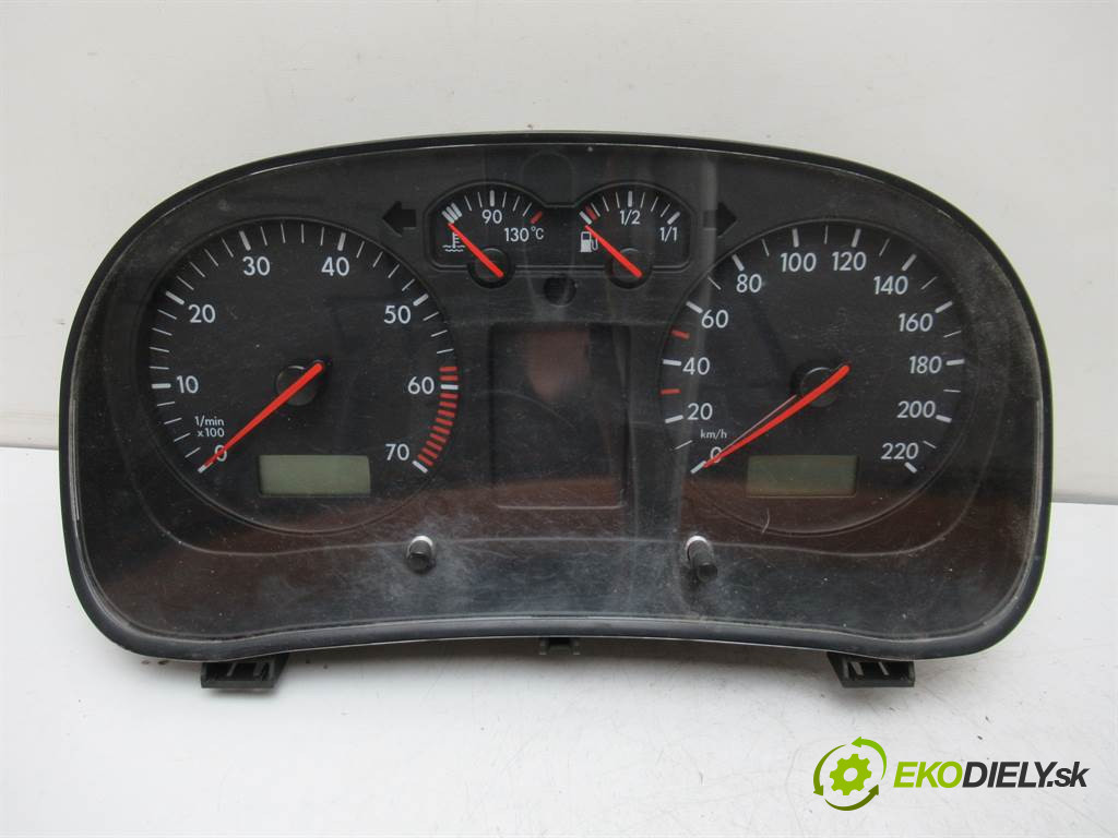 Volkswagen Golf IV       0  prístrojovka 1J0919861