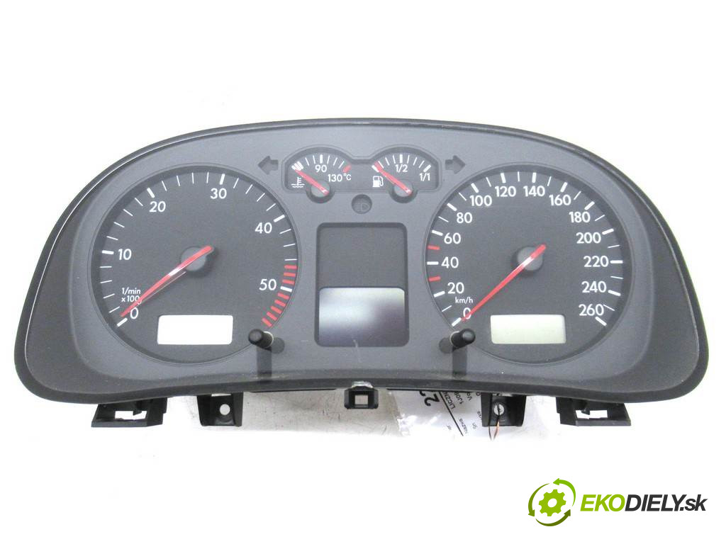 Volkswagen Golf IV       0  prístrojovka 1J0920825C