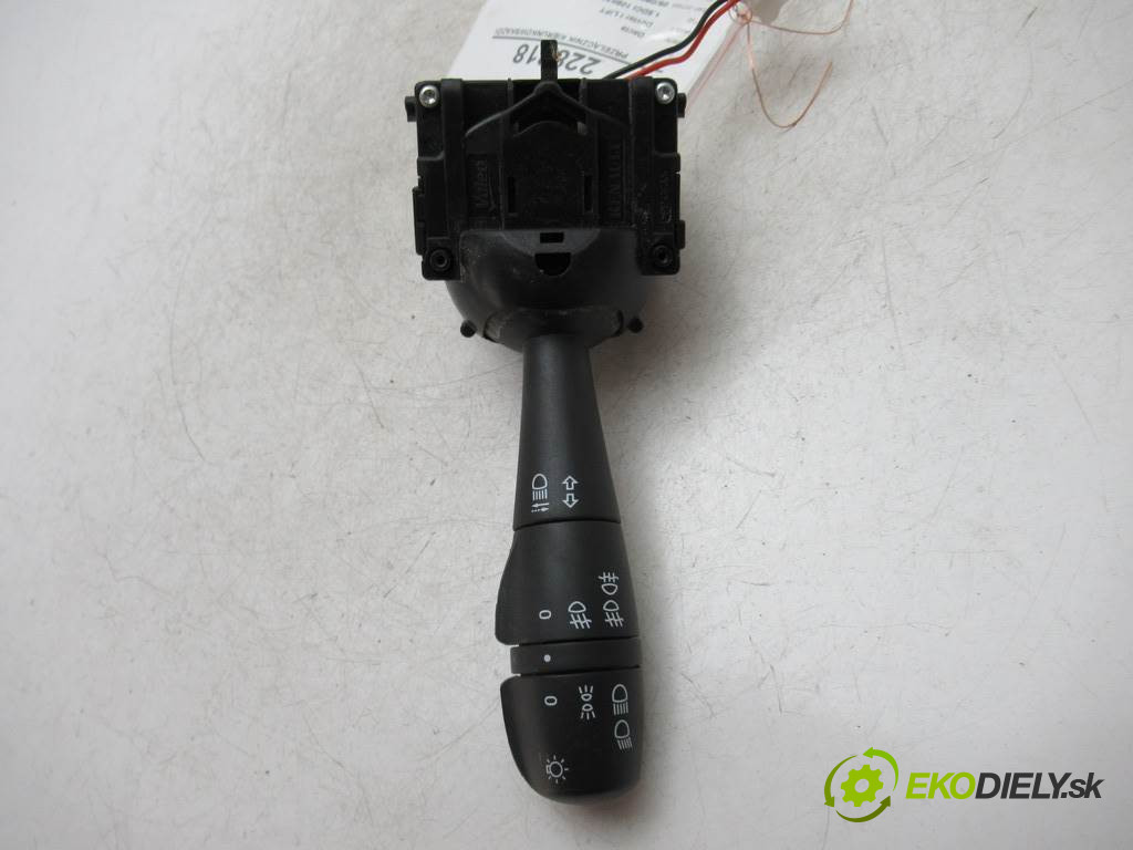 Dacia Duster I LIFT       0  prepínač smeroviek E1109576