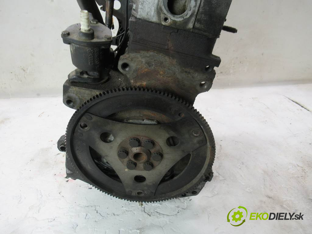 Volkswagen Passat B5       0  motor AFN
