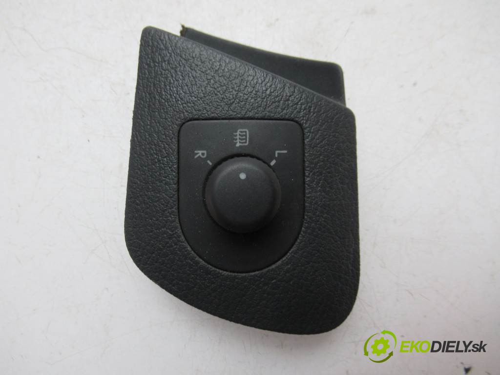 Skoda Octavia I LIFT       0  přepínač nastavení zpětných zrcátek 1U1959565L