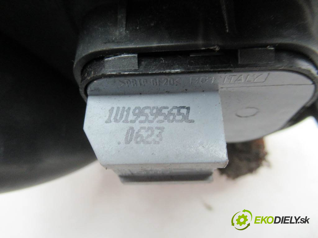 Skoda Octavia I LIFT       0  přepínač nastavení zpětných zrcátek 1U1959565L