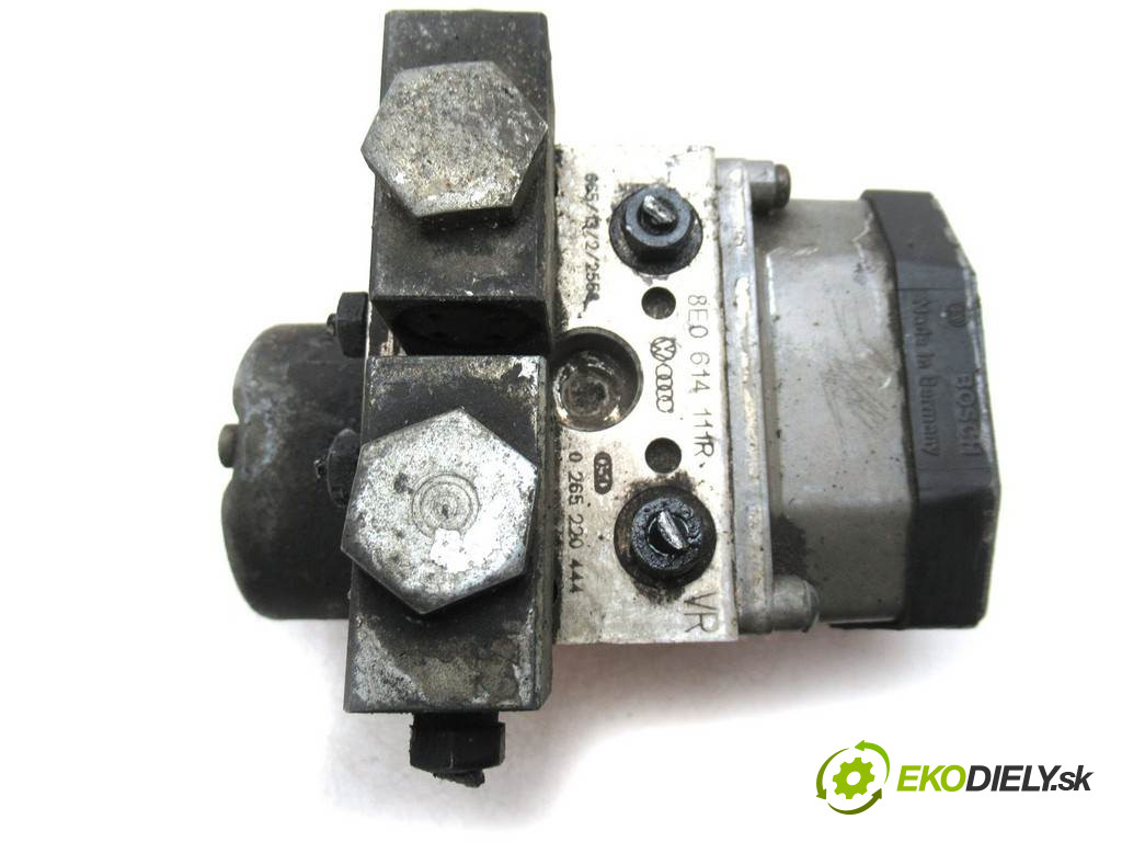 Audi A4 B5       0  pumpa abs 8E0614111R